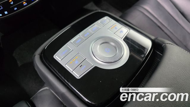 Genesis G80 2022 — photo 17