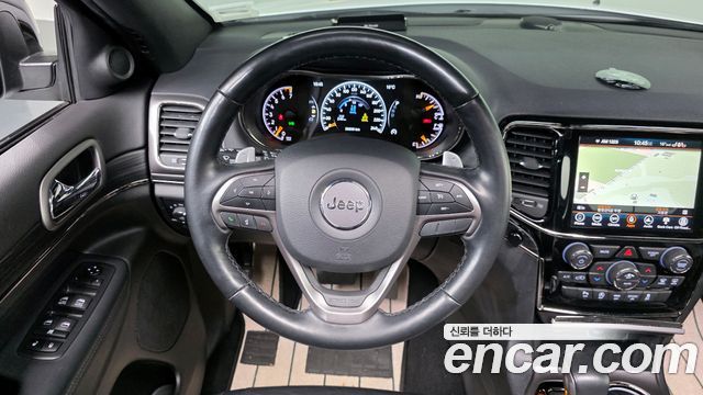 Jeep Cherokee 2020 — photo 13