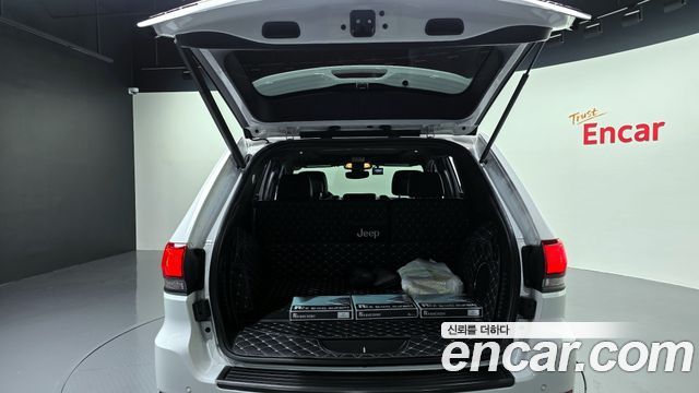 Jeep Cherokee 2020 — photo 20