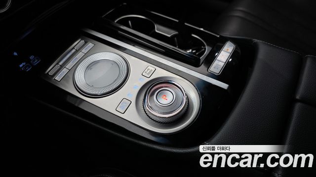 Genesis G80 2022 — photo 9