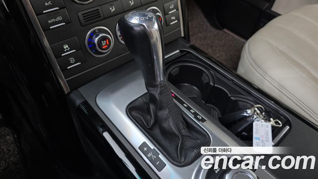Land Rover Range Rover 2010 — photo 9