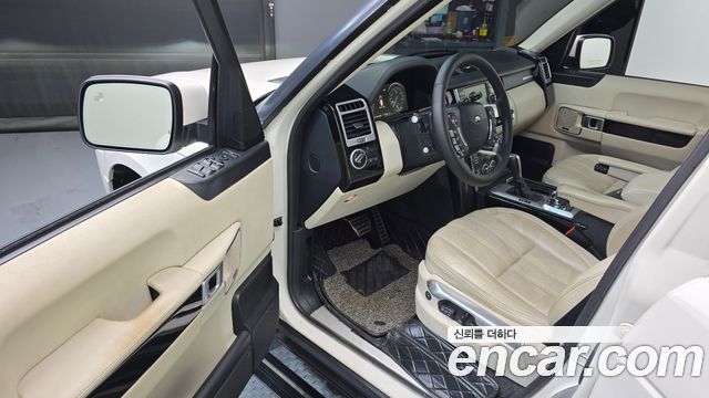 Land Rover Range Rover 2010 — photo 10