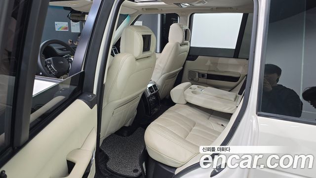 Land Rover Range Rover 2010 — photo 11