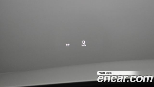Mercedes-Benz E-Class 2018 — photo 17