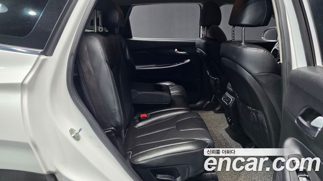 Hyundai Santafe 2021 — photo 12