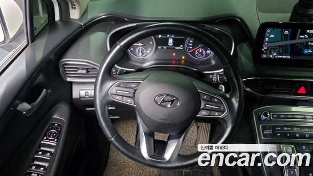 Hyundai Santafe 2021 — photo 13