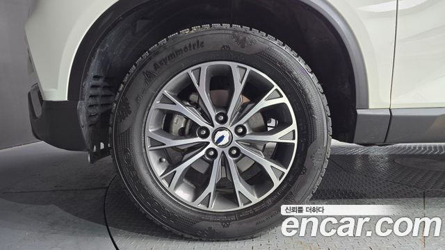 KG Mobility Rexton 2019 — photo 5