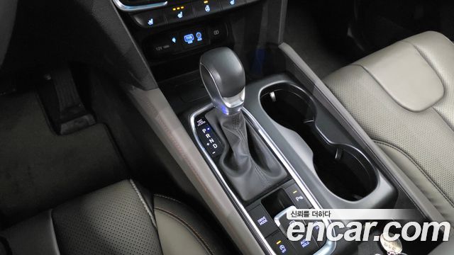 Hyundai Santafe 2019 — photo 9