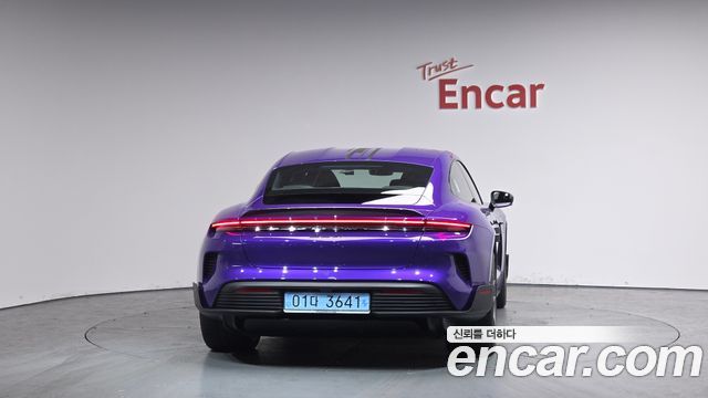 Porsche Taycan 2025 — photo 4