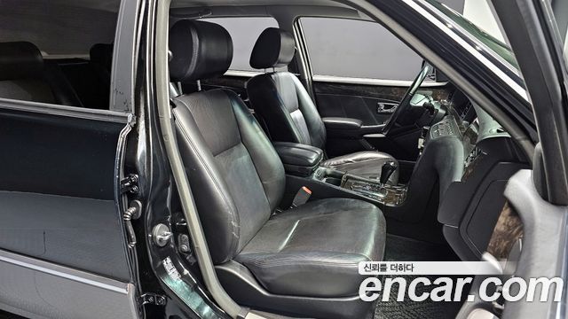 Hyundai Equus 2007 — photo 10