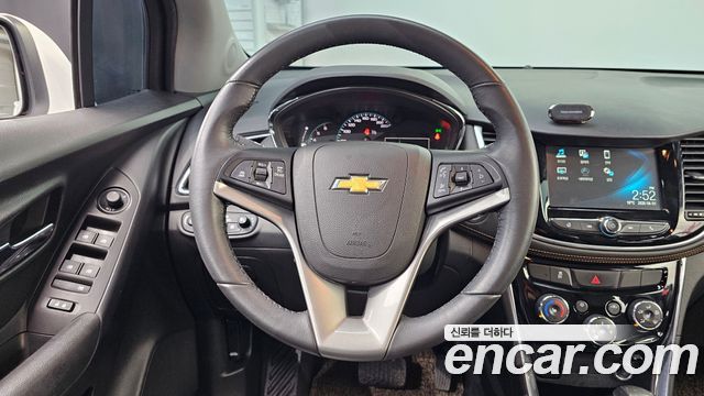Chevrolet Korea Trax 2018 — photo 13