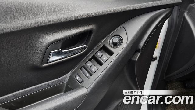 Chevrolet Korea Trax 2018 — photo 16