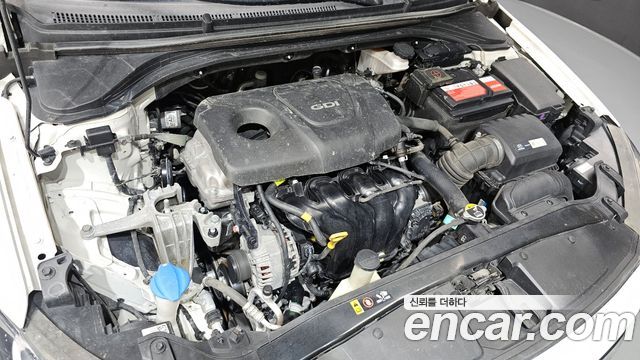 Hyundai AVANTE 2017 — photo 6