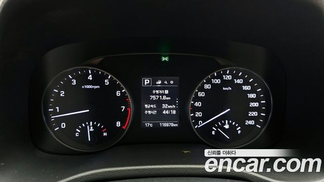Hyundai AVANTE 2017 — photo 8