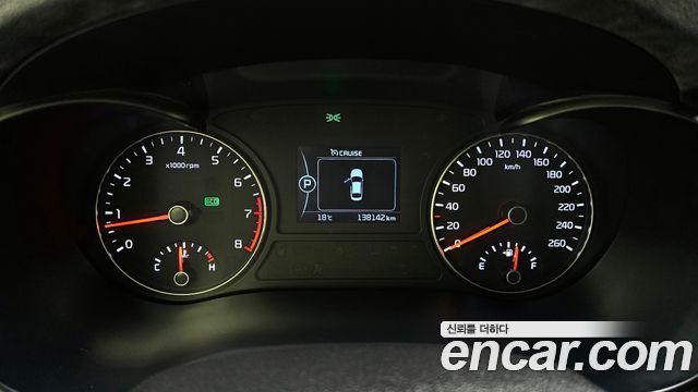 Kia K5 2016 — photo 8