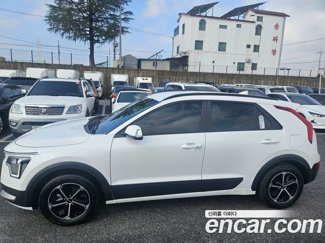 Kia Niro 2025 — photo 4