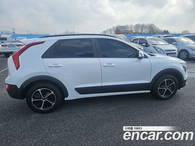Kia Niro 2025 — photo 5