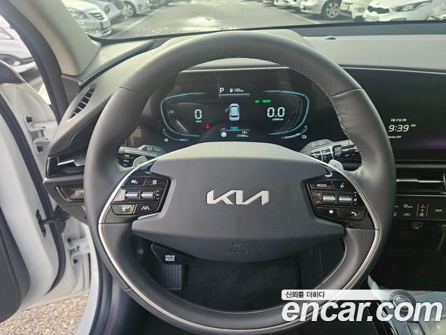 Kia Niro 2025 — photo 11