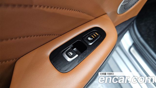 Kia Stinger 2023 — photo 18