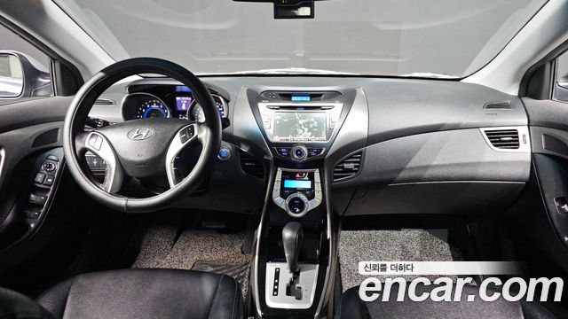 Hyundai AVANTE 2011 — photo 7