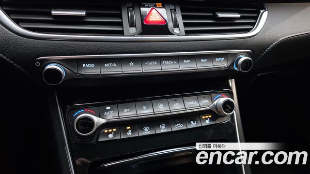 Hyundai Grandeur 2018 — photo 16