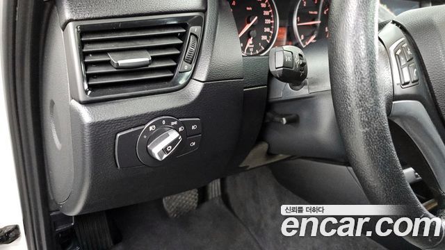 BMW X1 2015 — photo 19