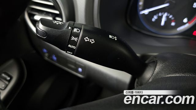 Hyundai Kona 2018 — photo 12