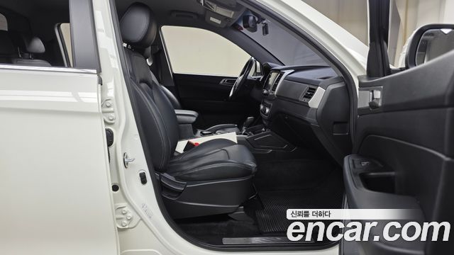 KG Mobility Rexton 2018 — photo 11
