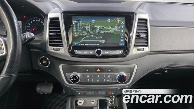 KG Mobility Rexton 2018 — photo 14