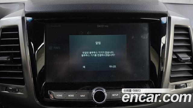 KG Mobility Rexton 2018 — photo 16