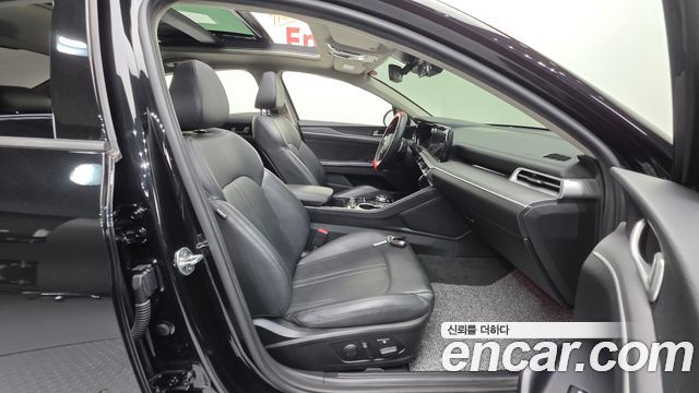 Kia K5 2020 — photo 10