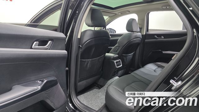 Kia K5 2020 — photo 17