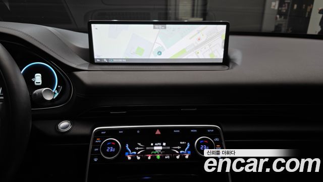 Genesis GV80 2022 — photo 17