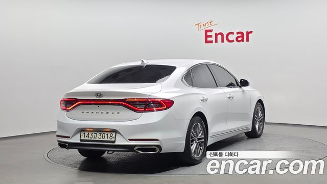 Hyundai Grandeur 2018 — photo 2