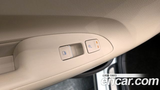Hyundai Grandeur 2018 — photo 18