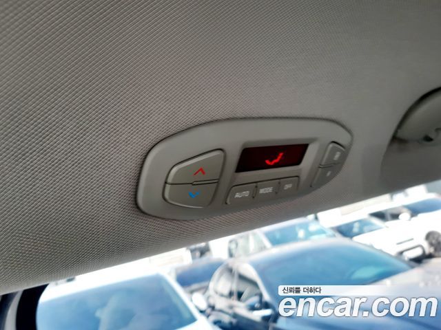 Kia Canival 2019 — photo 16