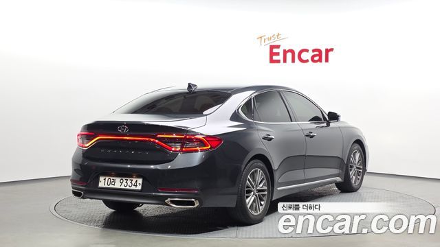 Hyundai Grandeur 2018 — photo 2