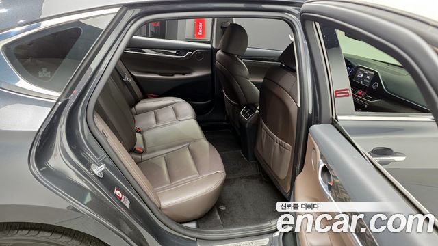 Hyundai Grandeur 2018 — photo 12