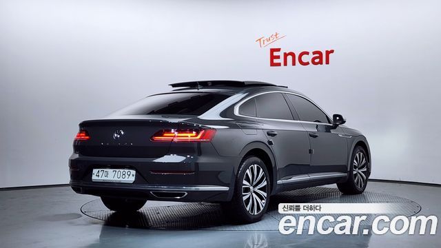 Volkswagen Arteon 2019 — photo 2