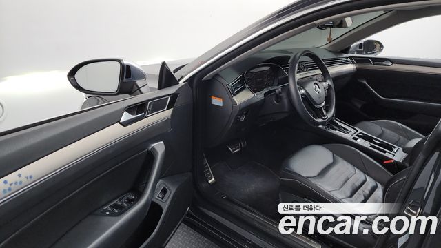 Volkswagen Arteon 2019 — photo 10