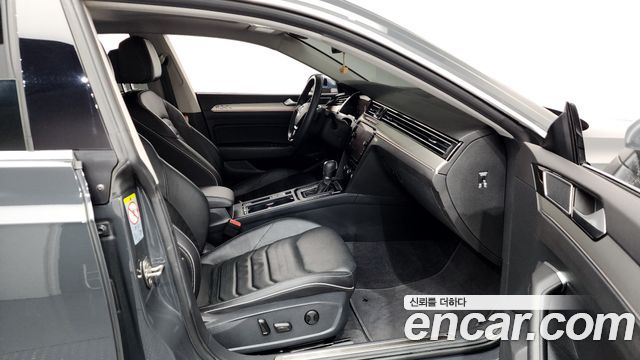Volkswagen Arteon 2019 — photo 11