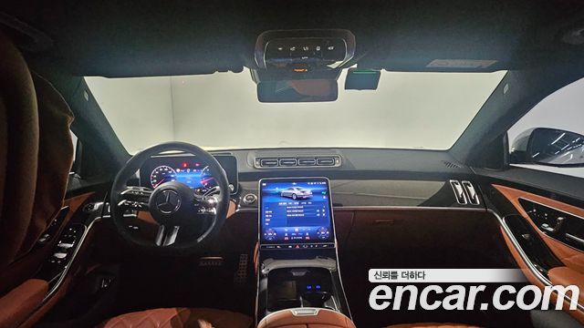 Mercedes-Benz S-Class 2025 — photo 17