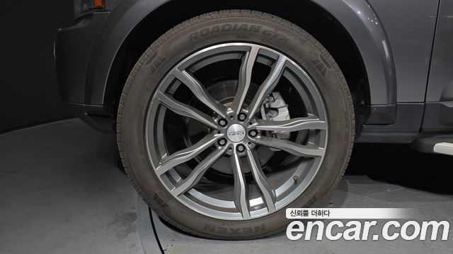Land Rover Discovery 2011 — photo 5