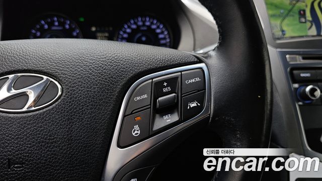 Hyundai Grandeur 2015 — photo 17