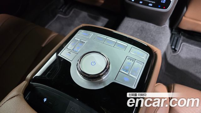 Genesis G80 2023 — photo 19
