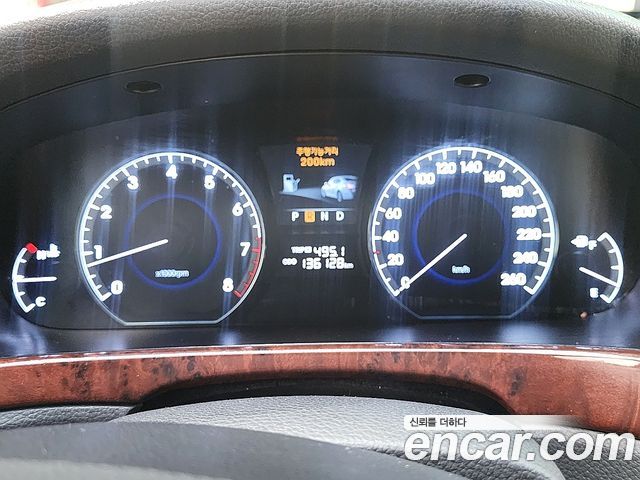 Hyundai Equus 2010 — photo 6