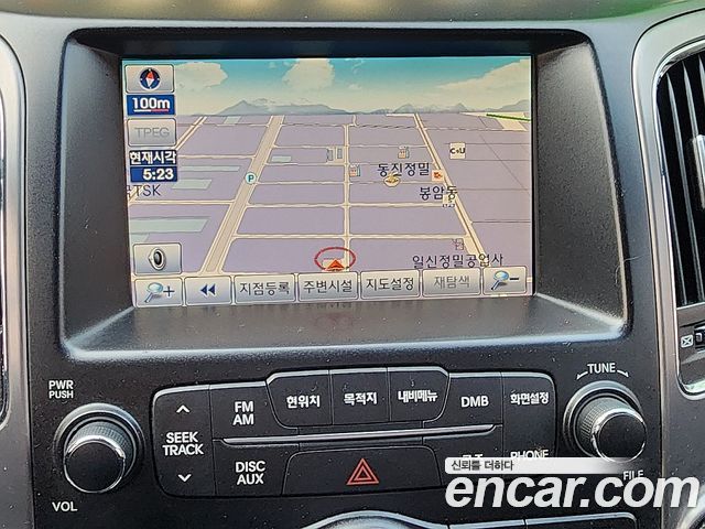 Hyundai Equus 2010 — photo 9