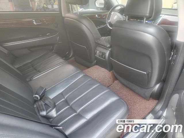 Hyundai Equus 2010 — photo 16