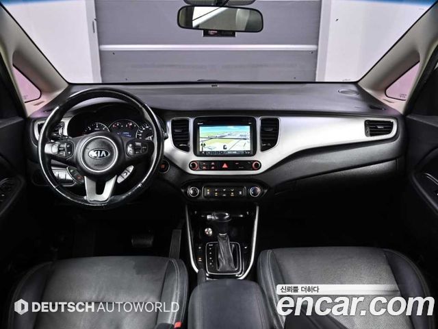 Kia Carens 2017 — photo 7