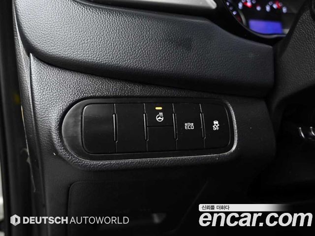Kia Carens 2017 — photo 16
